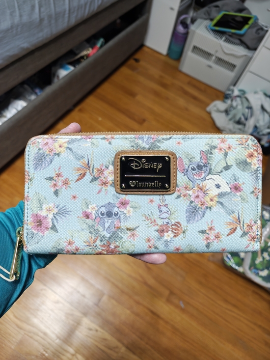 Loungefly Handbags - Loungefly Disney Stitch Floral Zip Wallet - Pastel Aqua, Pink, Peach